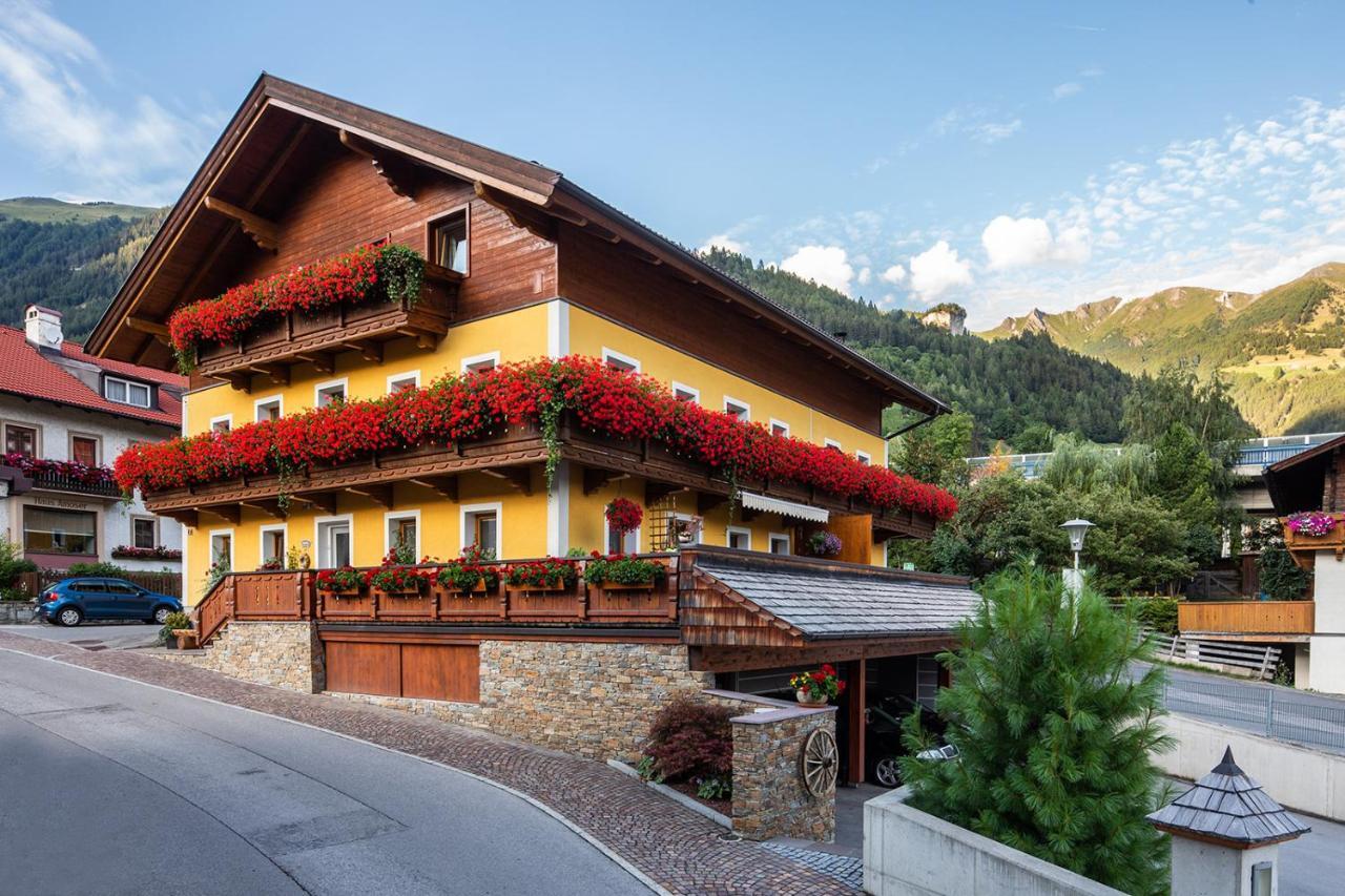 Haus Rainer Lejlighed Matrei in Osttirol Eksteriør billede